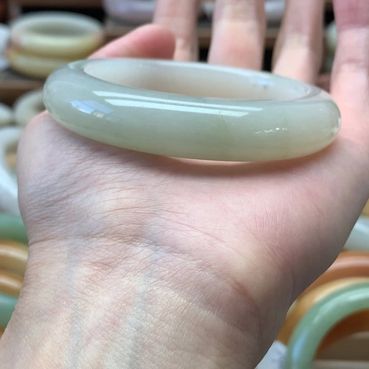 葱***o查罗石合金手镯（开口镯）手镯