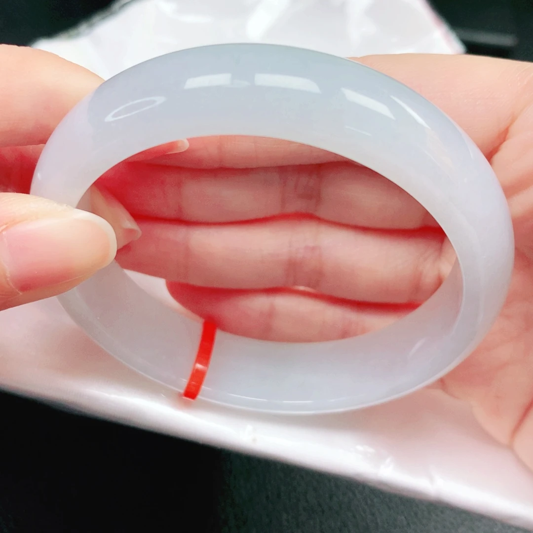 翡翠未镶嵌手镯58圈