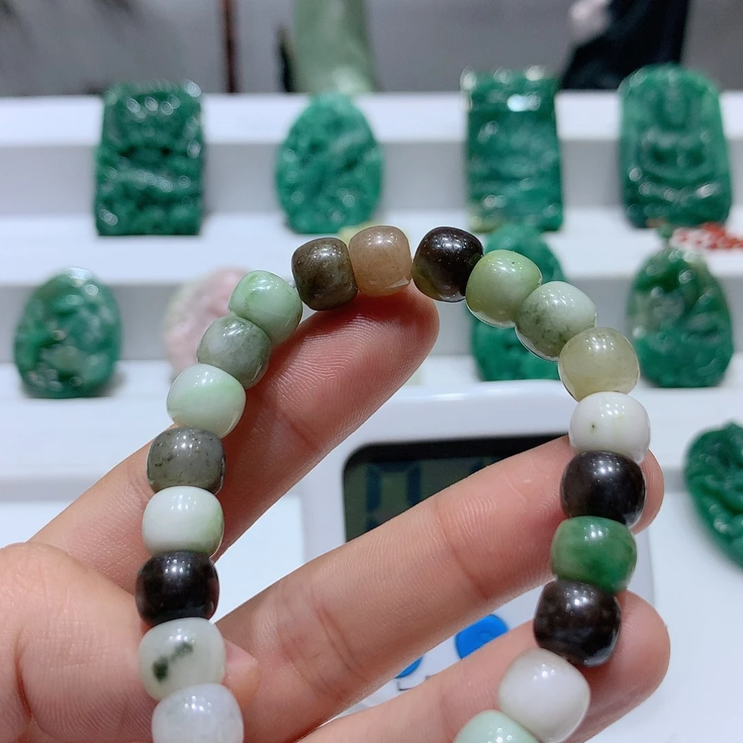 独山玉挂件未镶嵌瓷**泥