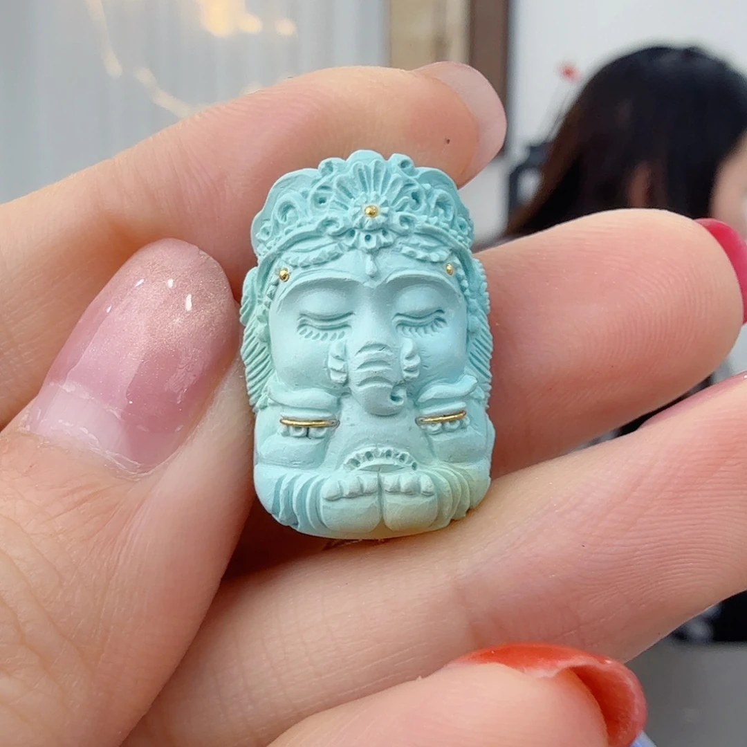 绿松石未镶嵌珠宝奇石