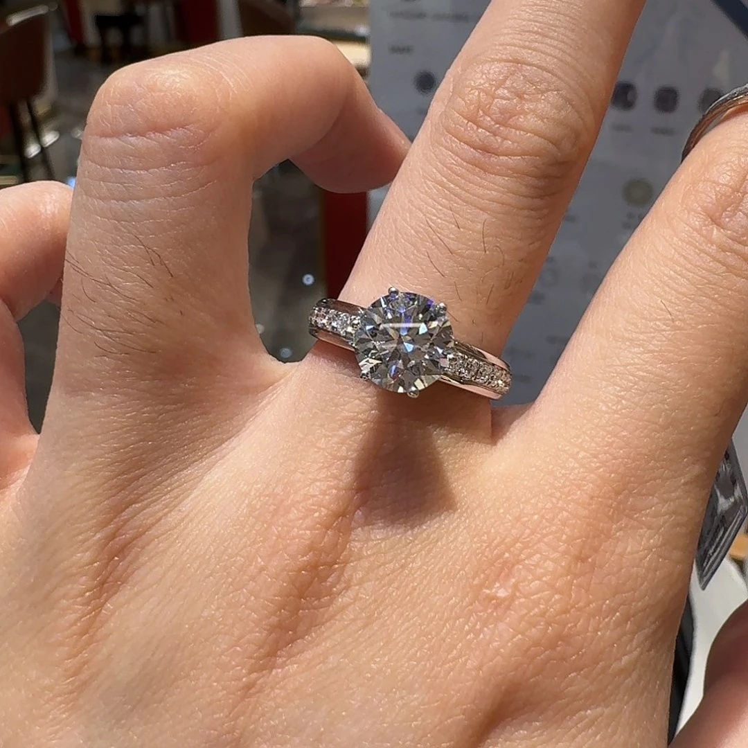 铂Pt950镶嵌实验室培育钻石两克拉许愿池