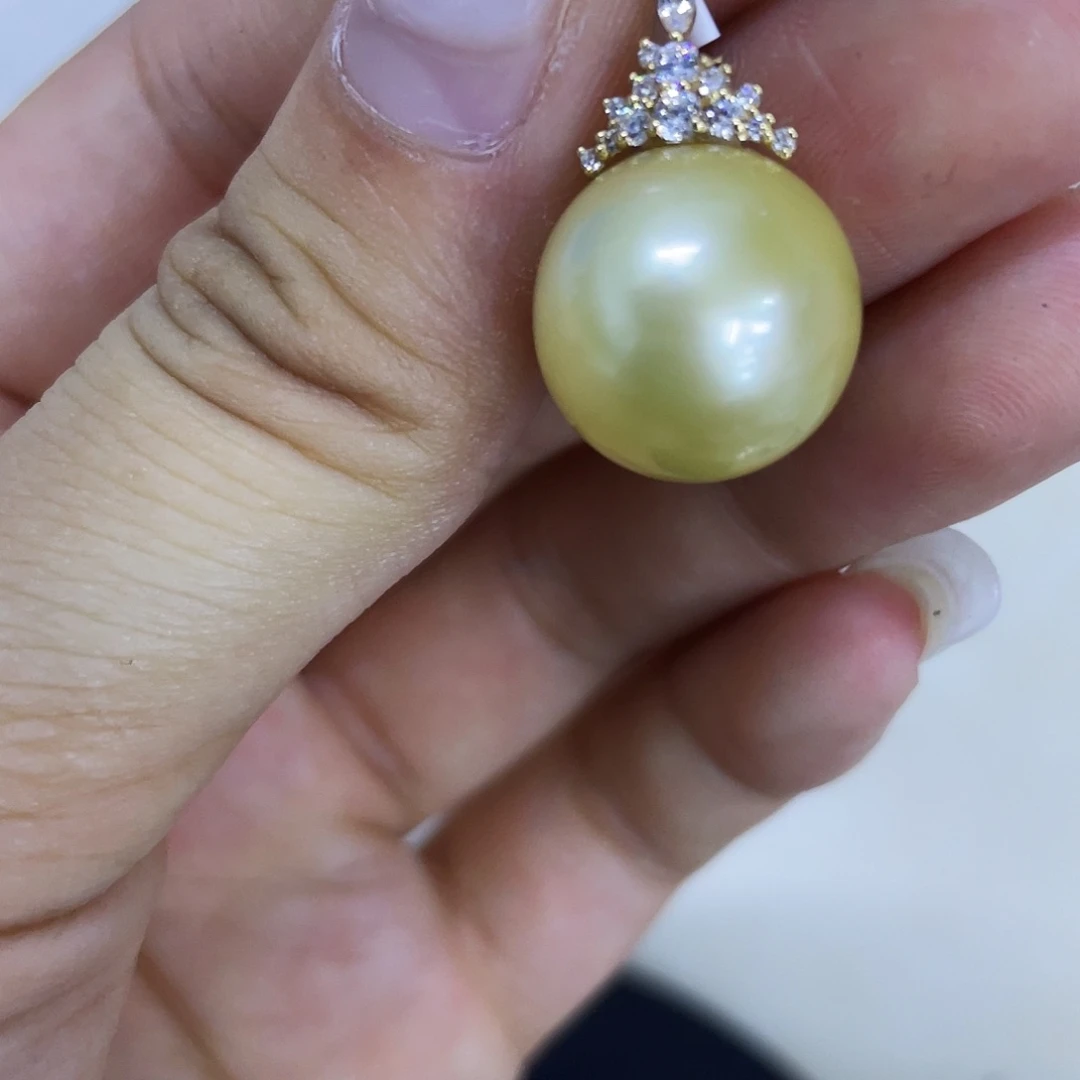 海水珍珠18K金镶嵌颈饰