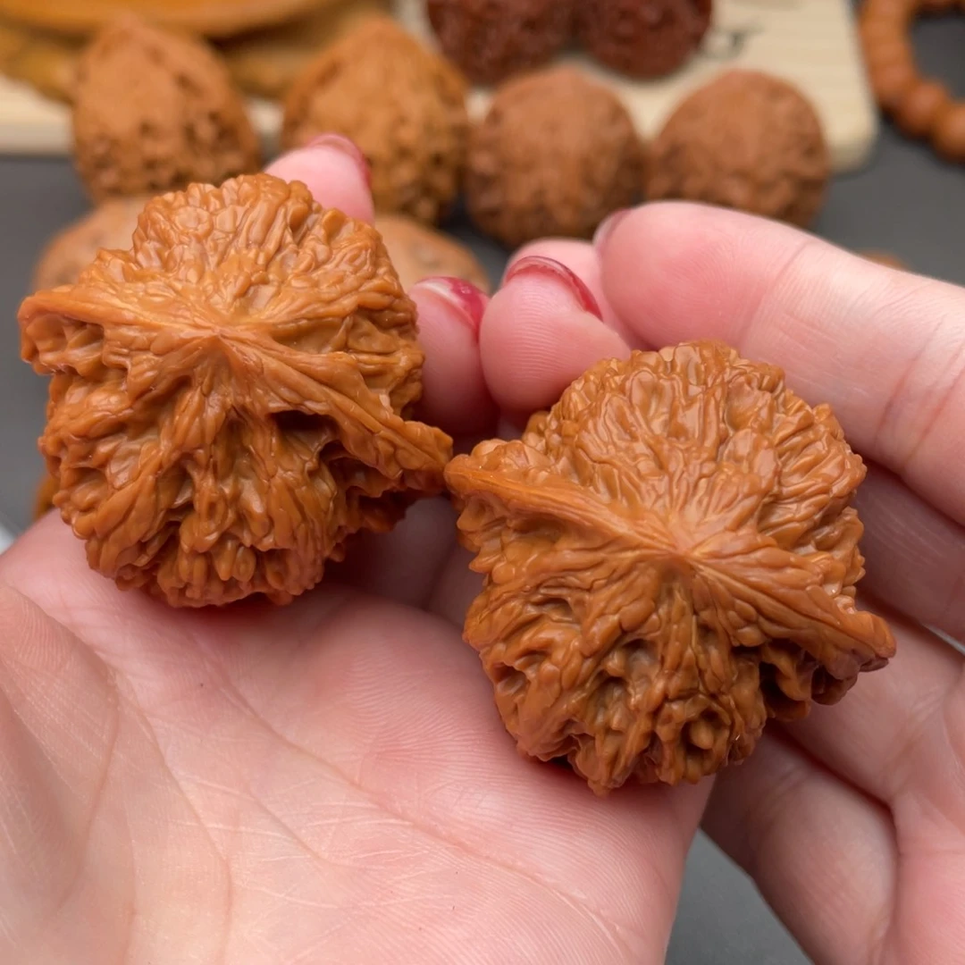 文玩核桃把件野牛41