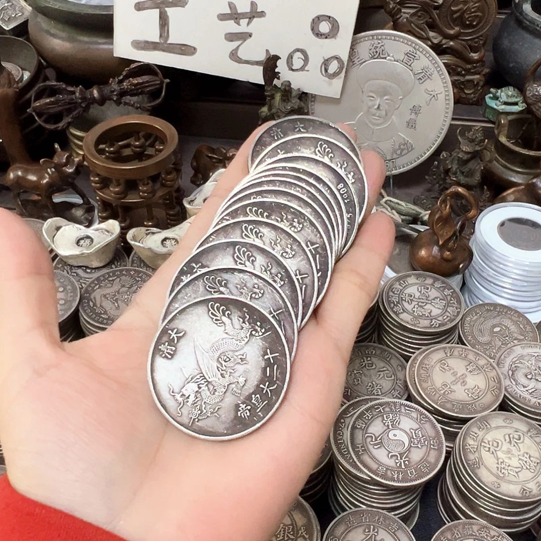 金属复古风格摆件