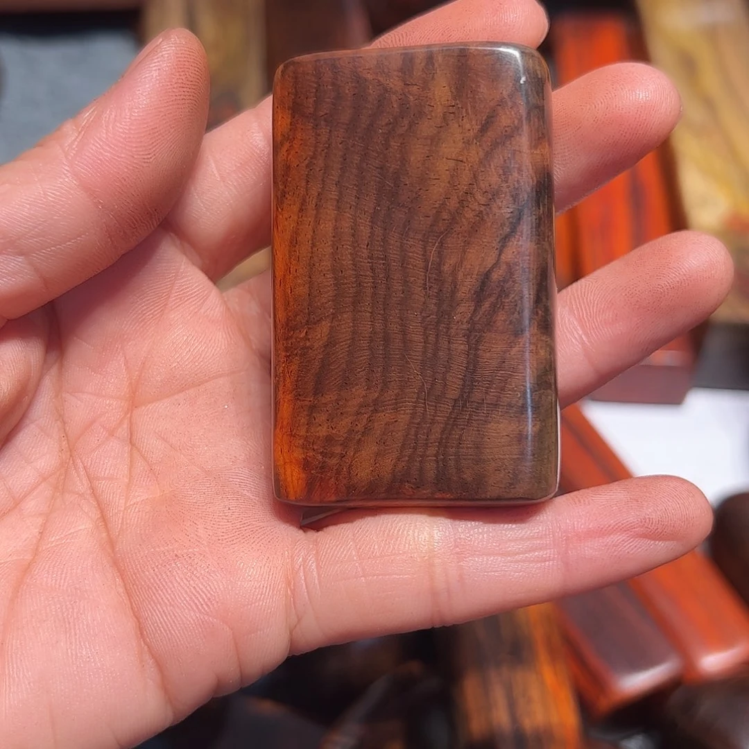 交趾黄檀（大红酸枝）多***天