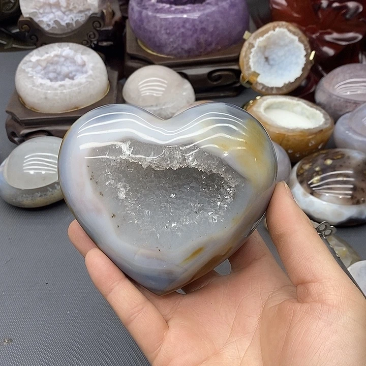 紫晶摆件未镶嵌爱心