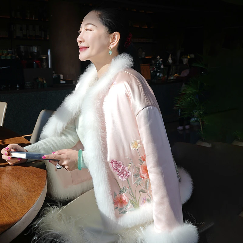 玉兰悠悠“百花园”手推绣刺绣压缩羽绒服