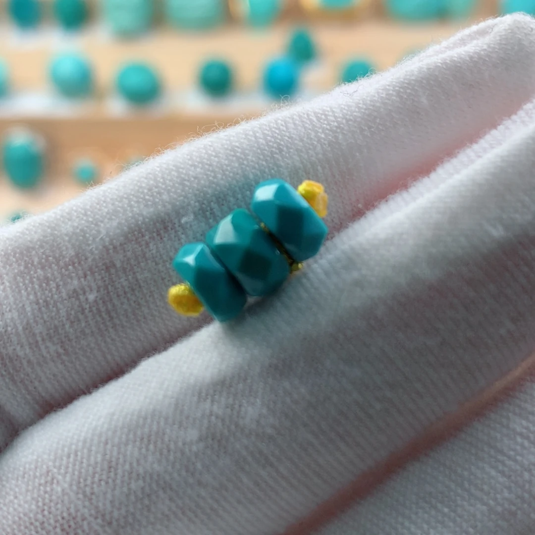 绿松石未镶嵌配饰