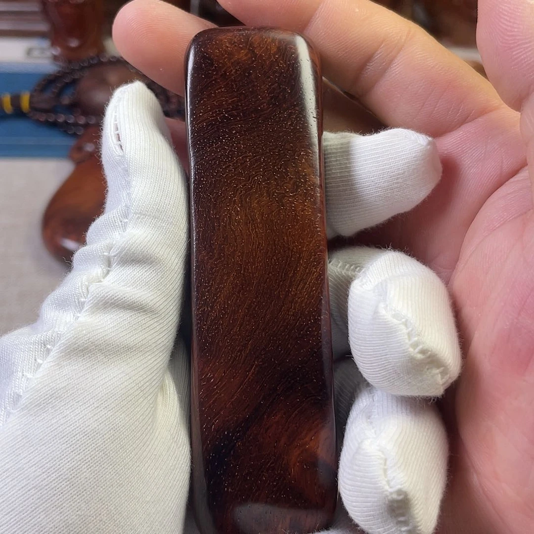 黄花梨/降香黄檀把件