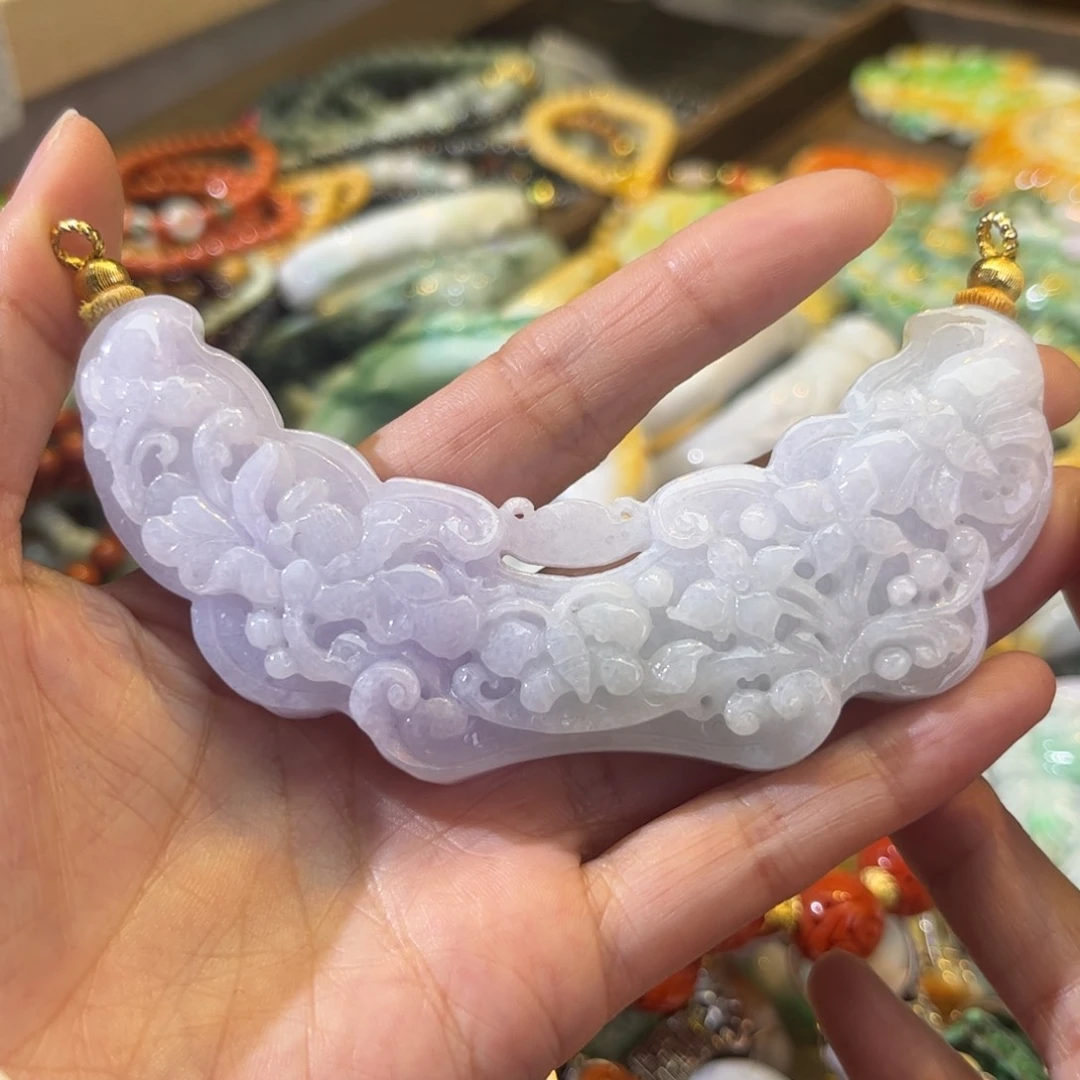 翡翠颈饰未镶嵌待编款