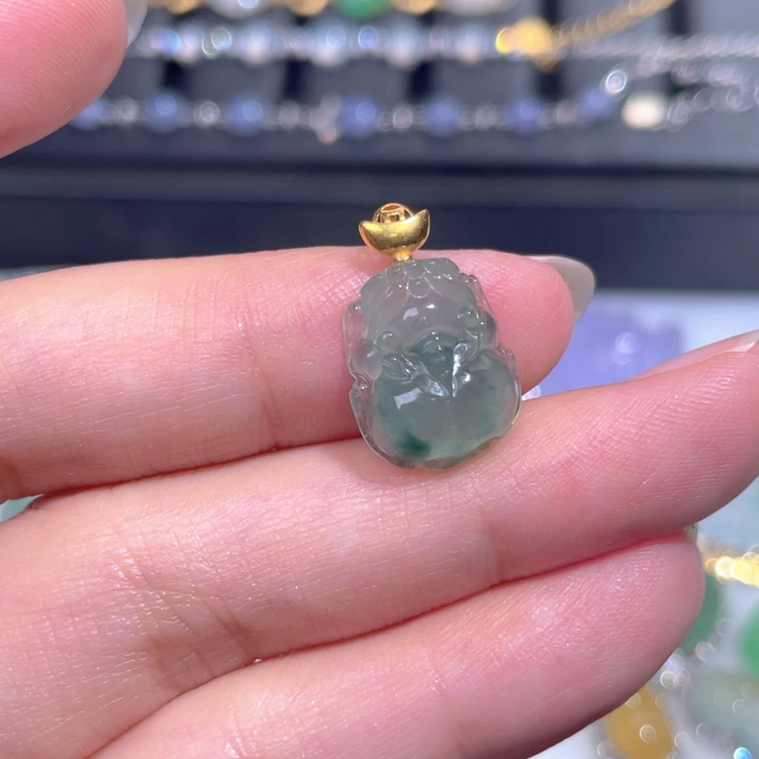 颈饰18K金镶嵌翡翠翡翠