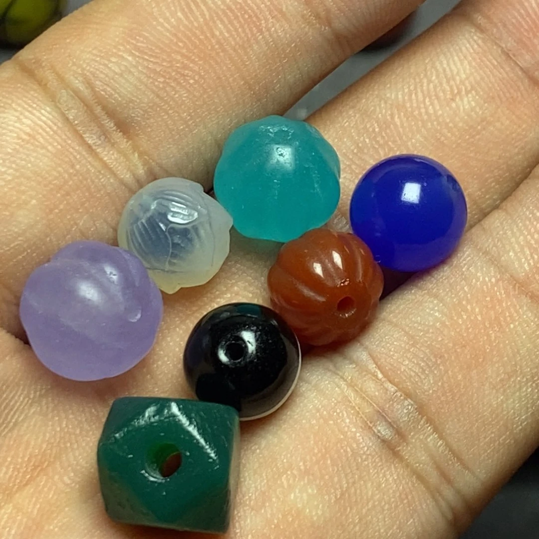 玛瑙/玉髓配饰未镶嵌二**王