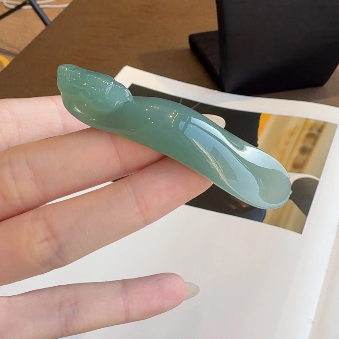 翡翠颈饰未镶嵌仿古青鸟