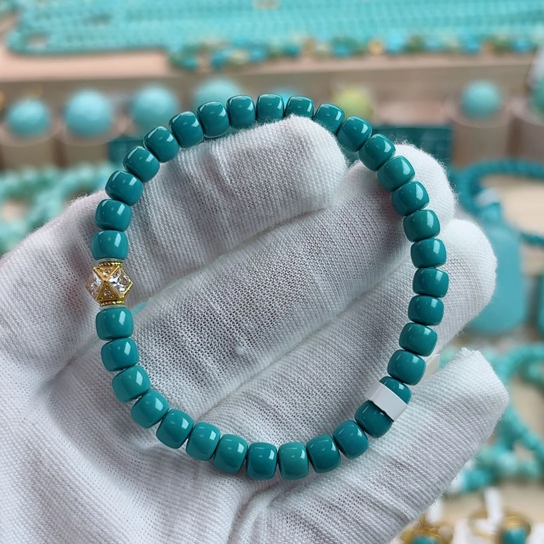 绿松石未镶嵌珠宝奇石（泡油）