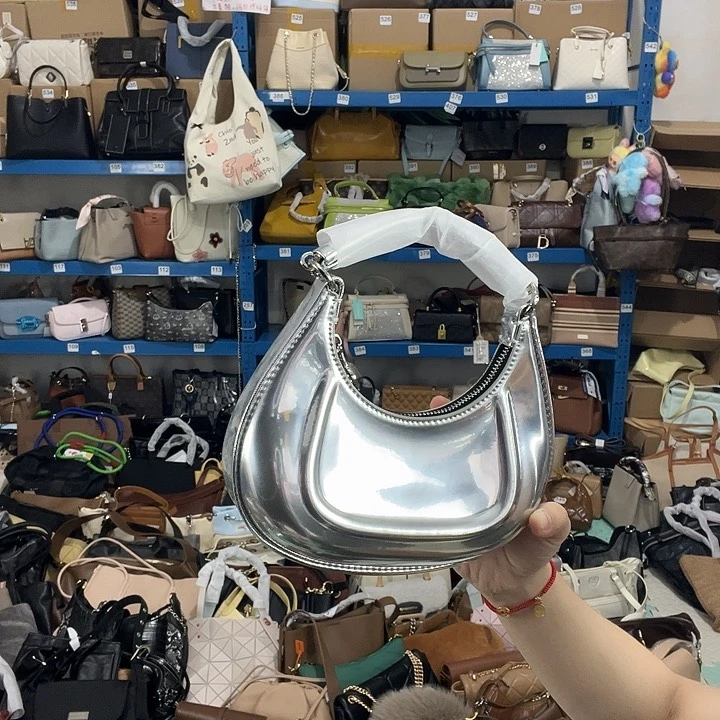 蚕丝238健健康康平平安安