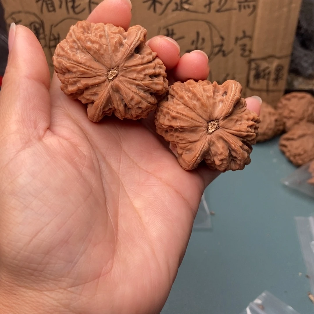 玲***y吊坠文玩核桃血麒麟7
