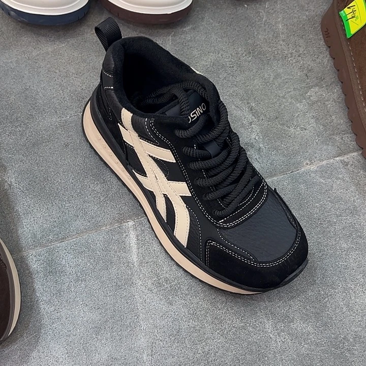 439547122黑色38码