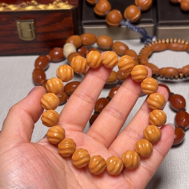 手串/手链橄榄核猴头扭转