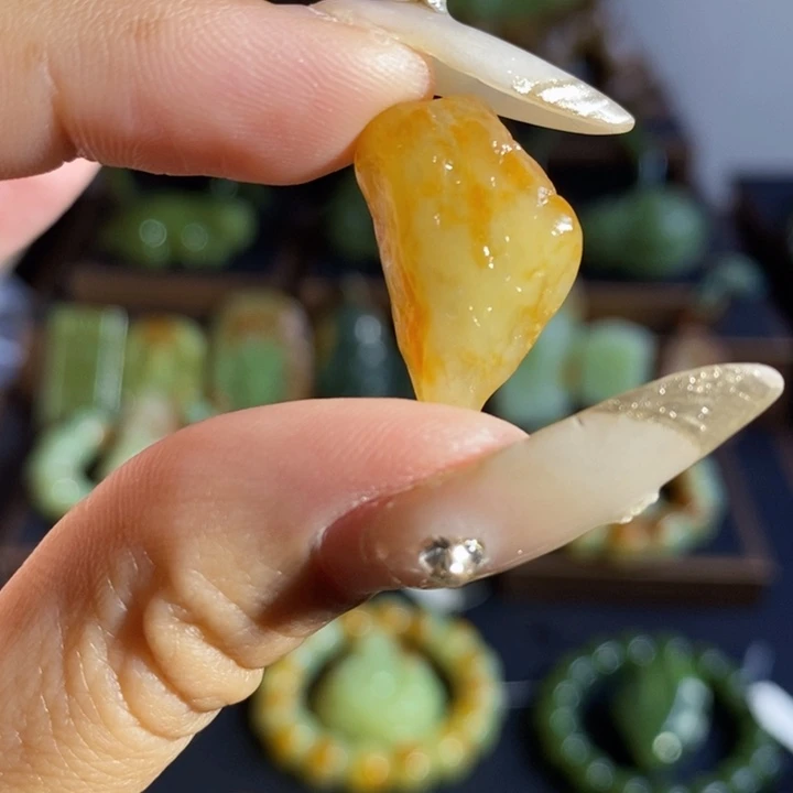 和田玉未镶嵌吊坠(不含链)