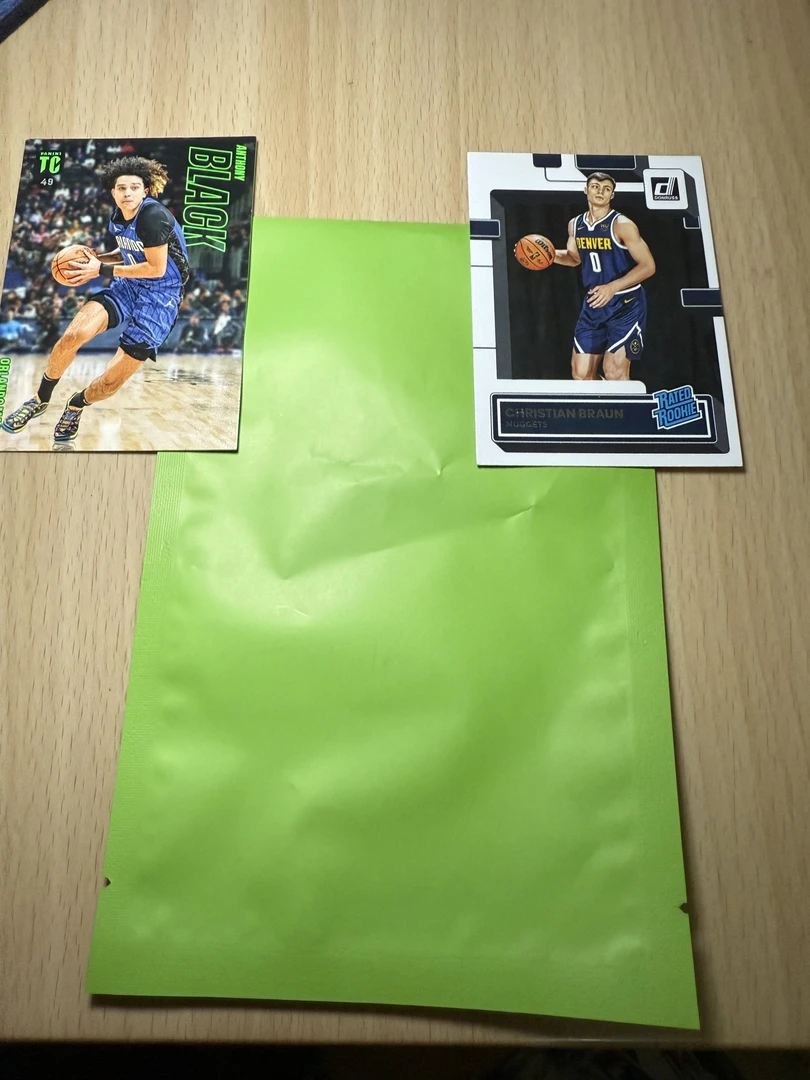 NBA小包 两张卡猜球队送配 下单默认代拆 未成年禁止下单三单包邮