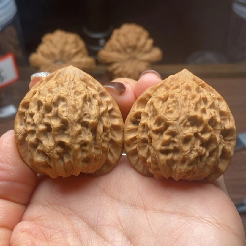【闪购商品】吊坠文玩核桃玖*金牛一对38尺