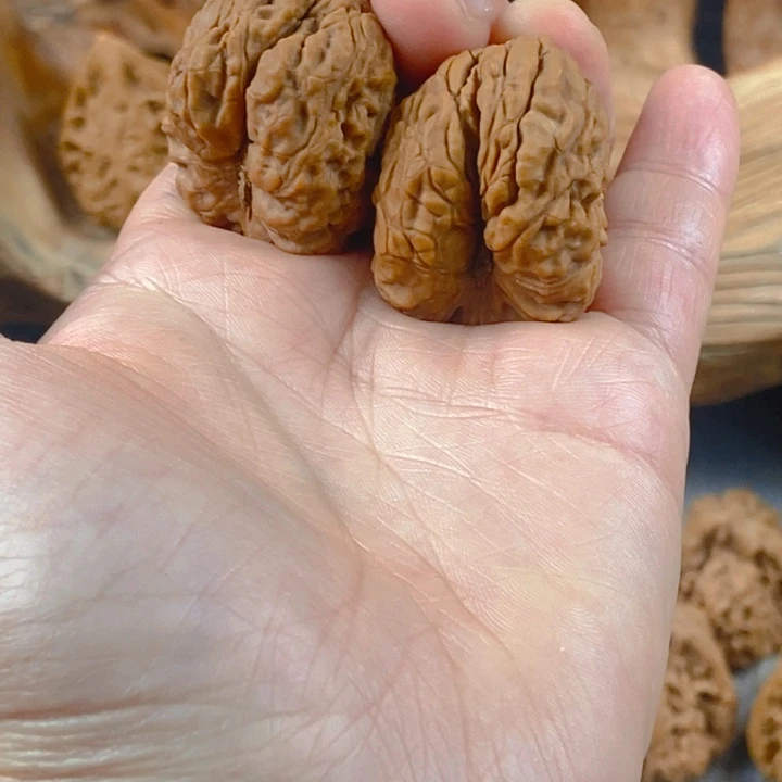 文玩核桃吊坠王****4南疆