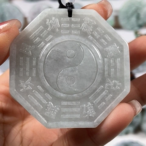 翡翠颈饰未镶嵌八卦福利