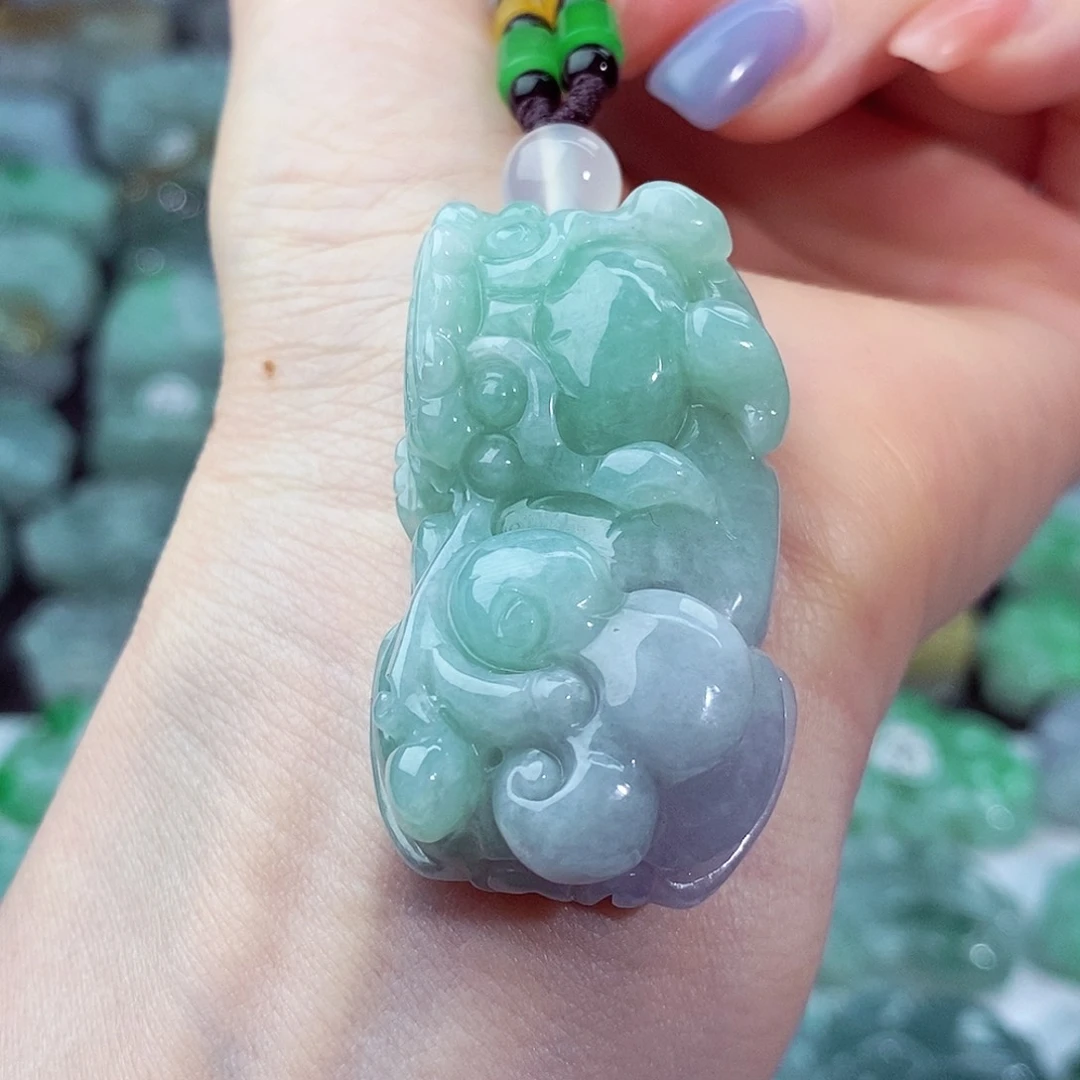 颈饰未镶嵌翡翠天然