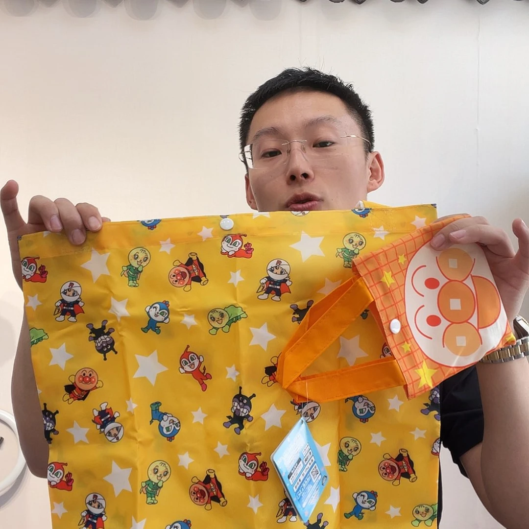 PU化妆包等各种产品