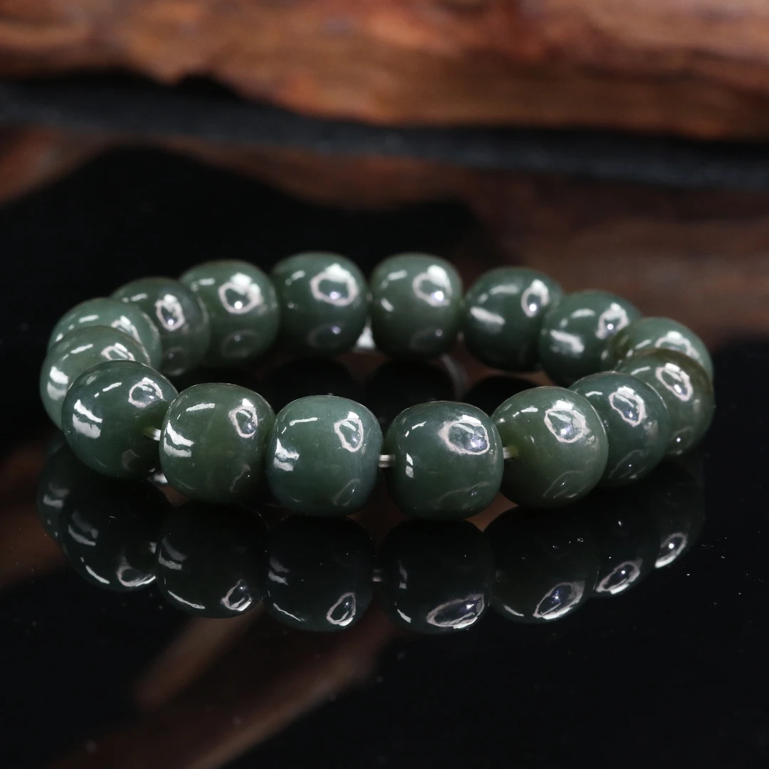 8和田玉塔青老型珠手串/800480上海嘉禾拍卖