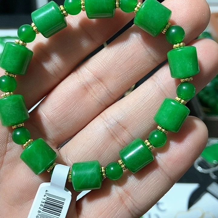 翡翠颈饰未镶嵌手串