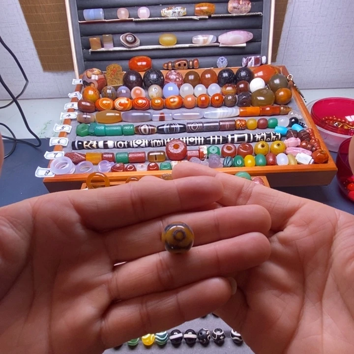 玛瑙/玉髓未镶嵌巴西玛瑙饰品桶珠