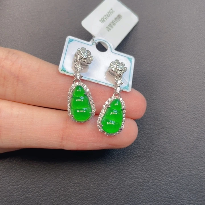 余***y翡翠银S925镶嵌吊坠(不含链)