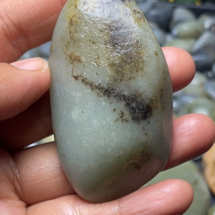 和田玉未镶嵌珠宝奇石