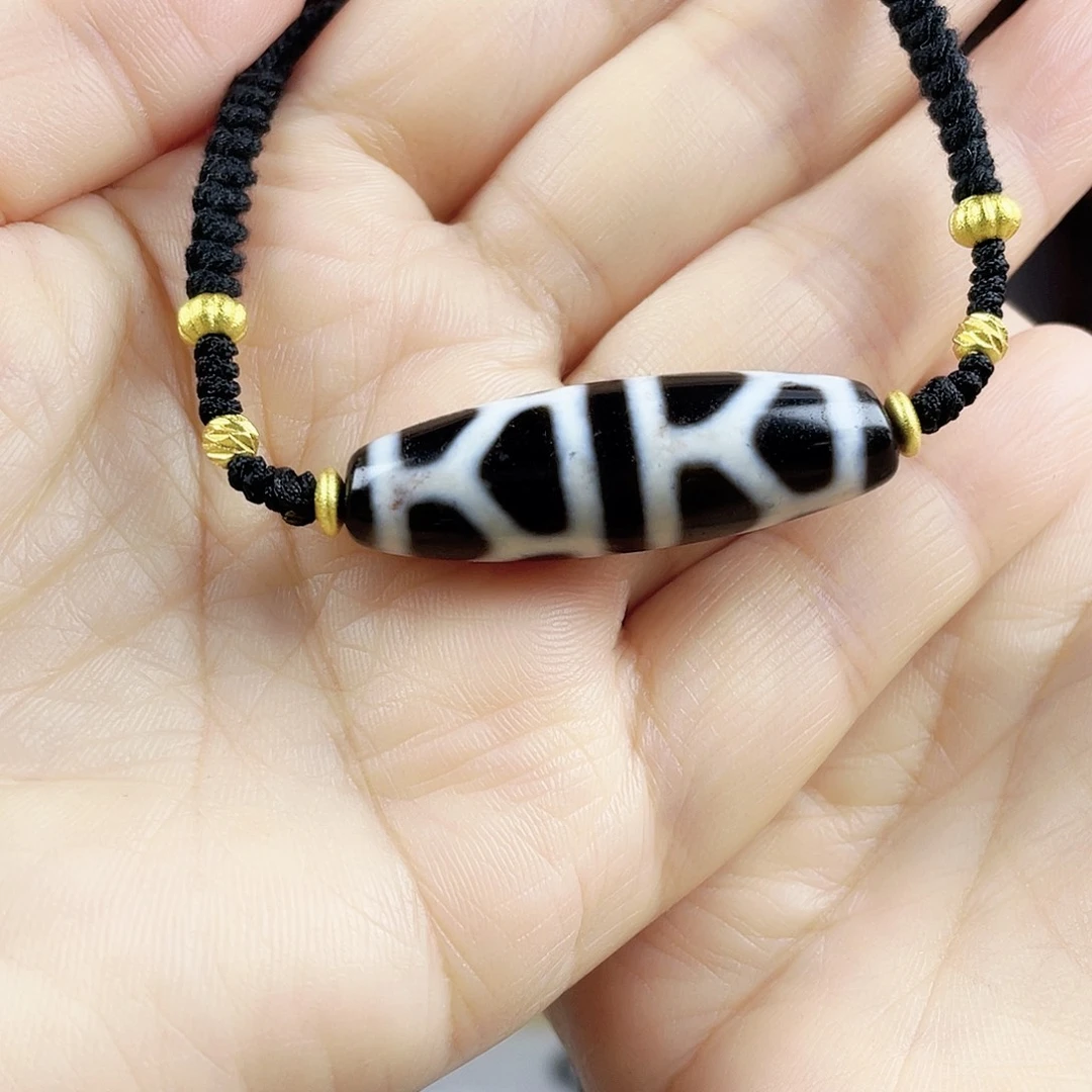 玛瑙/玉髓合金颈饰行运