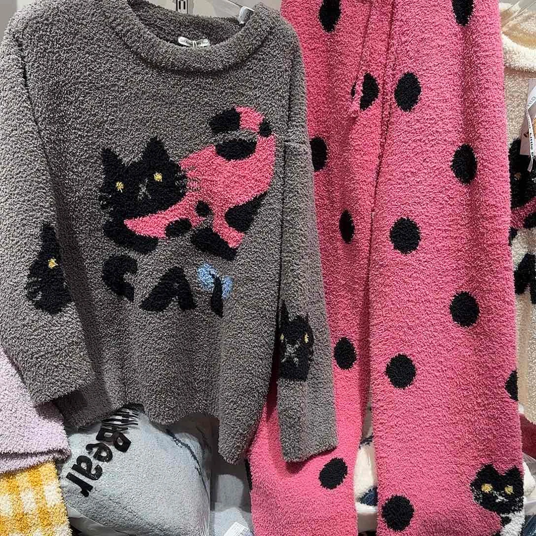 聚酯纤维小熊家半边绒红色小猫款