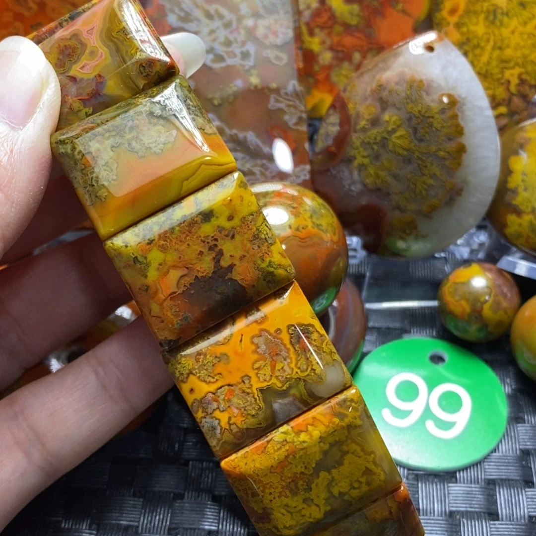 未镶嵌颈饰玛瑙/玉髓真**雄