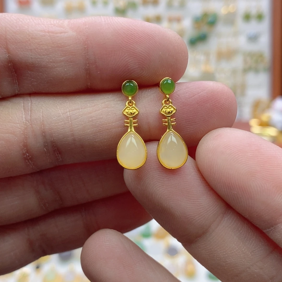 和田玉银S925镶嵌耳饰