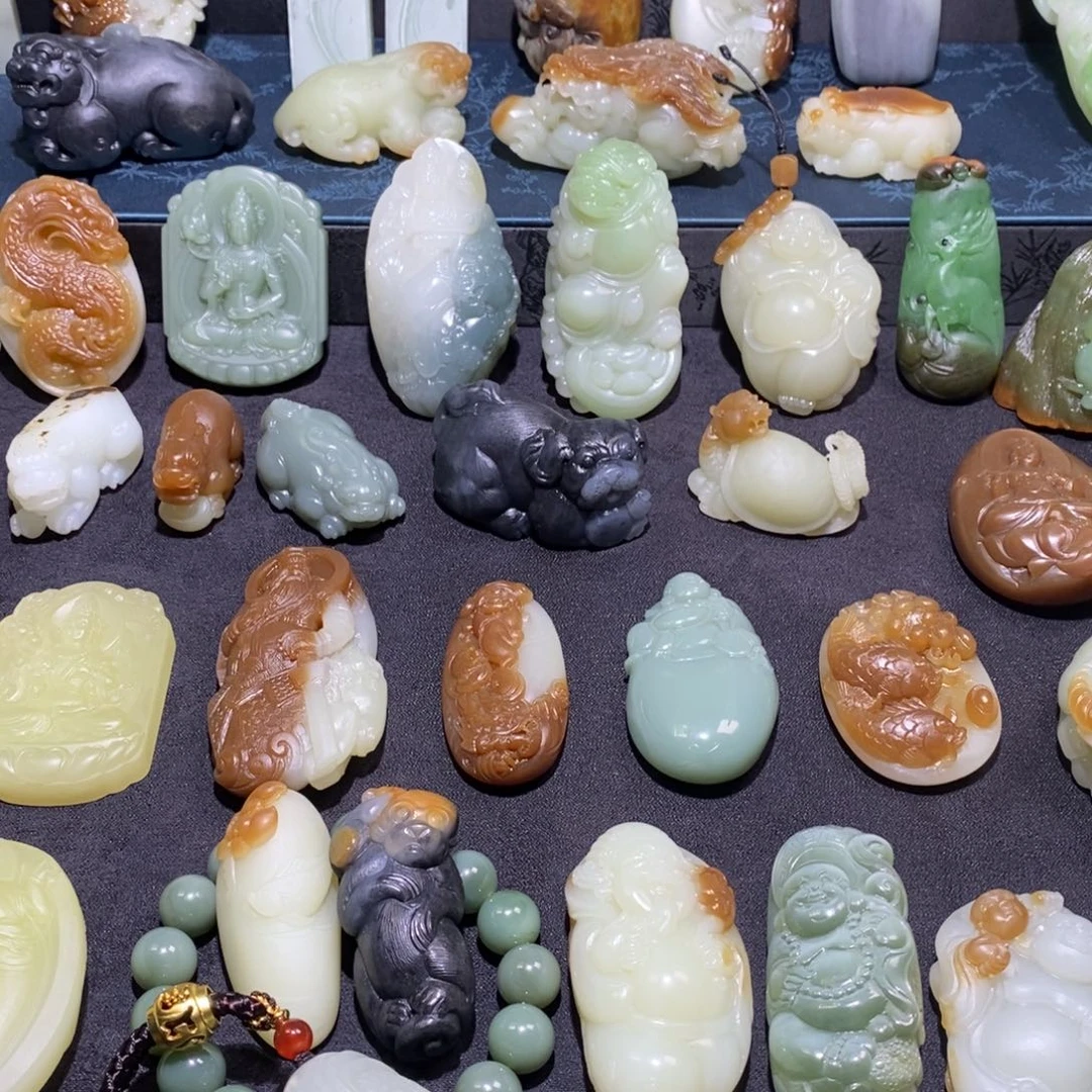 和田玉未镶嵌挂件