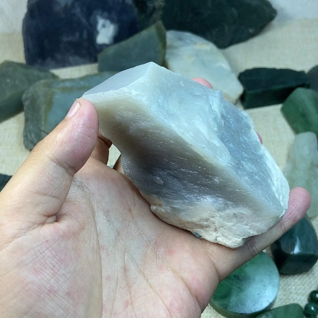 和田玉（糖玉）未镶嵌珠宝奇石用****1