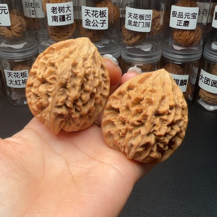 文玩核桃吊坠招财鼠44