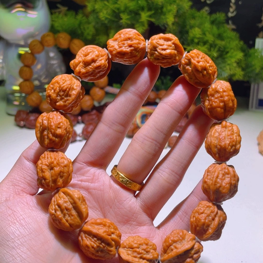 文玩核桃手串19尺寸小金蝉