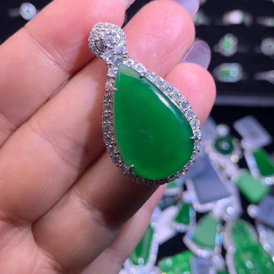 【闪购商品】翡翠银S925镶嵌吊坠(不含链)天然翡翠