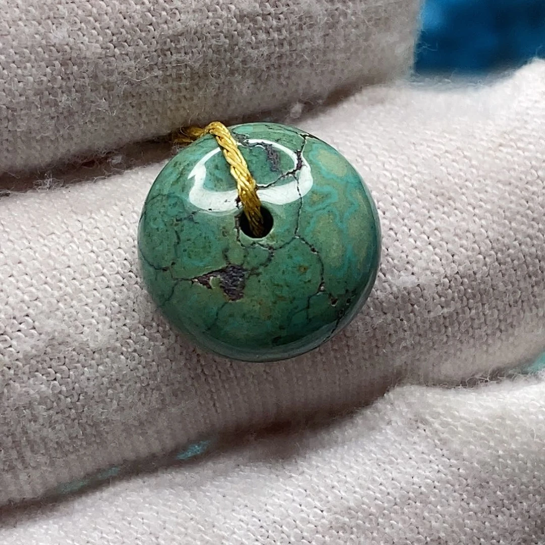 绿松石未镶嵌天然原矿 地大质检12.5mm