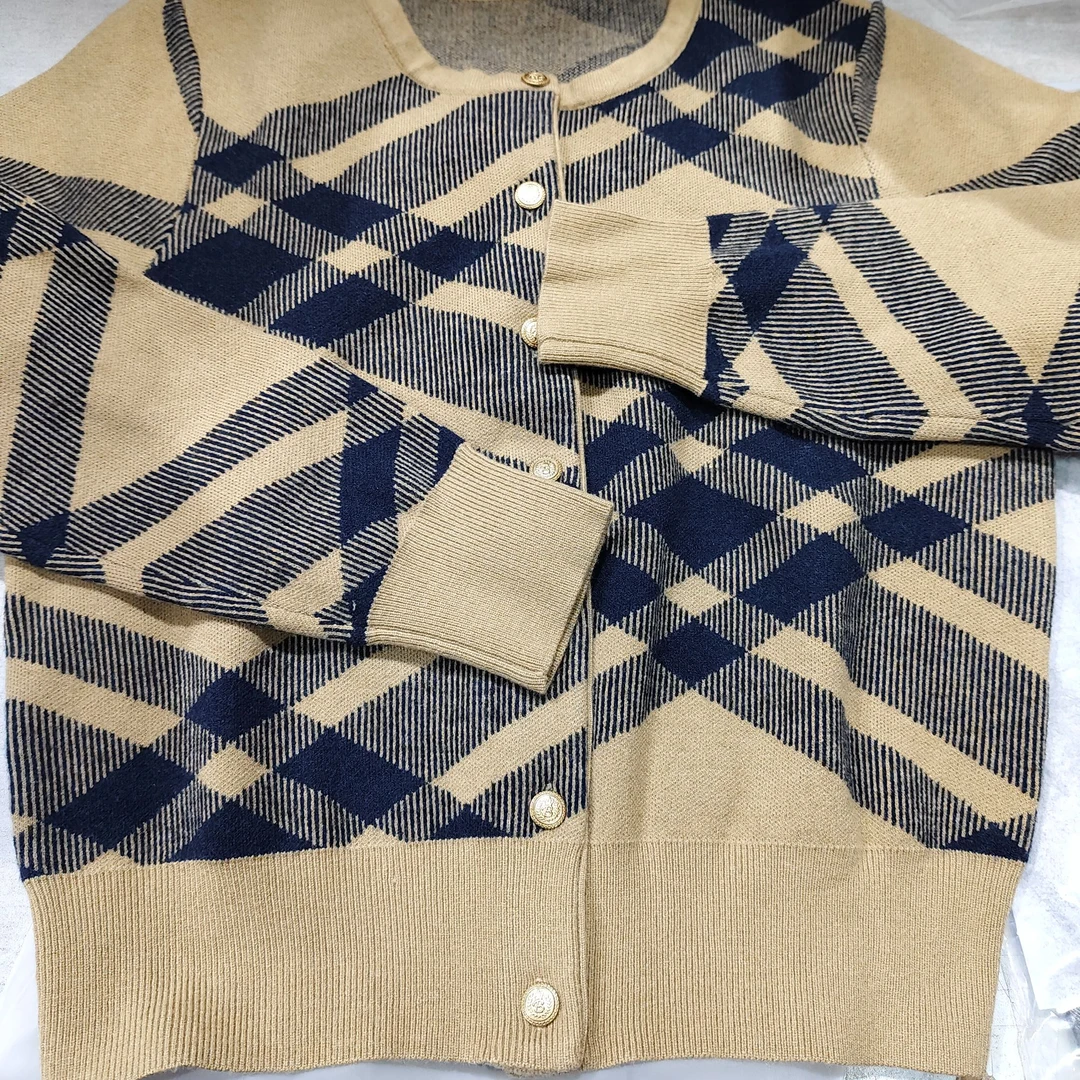 27号长袖毛针织开衫