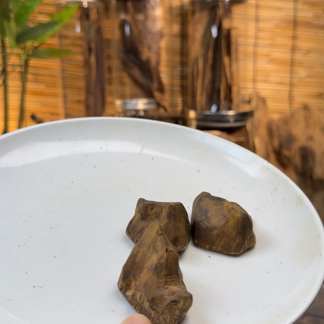 沉香碎屑沉香沉香包头22g