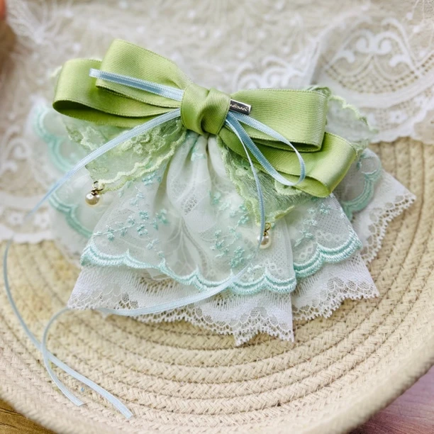 HC0452 浅绿色米色碎花刺绣蕾丝裙摆弹簧夹