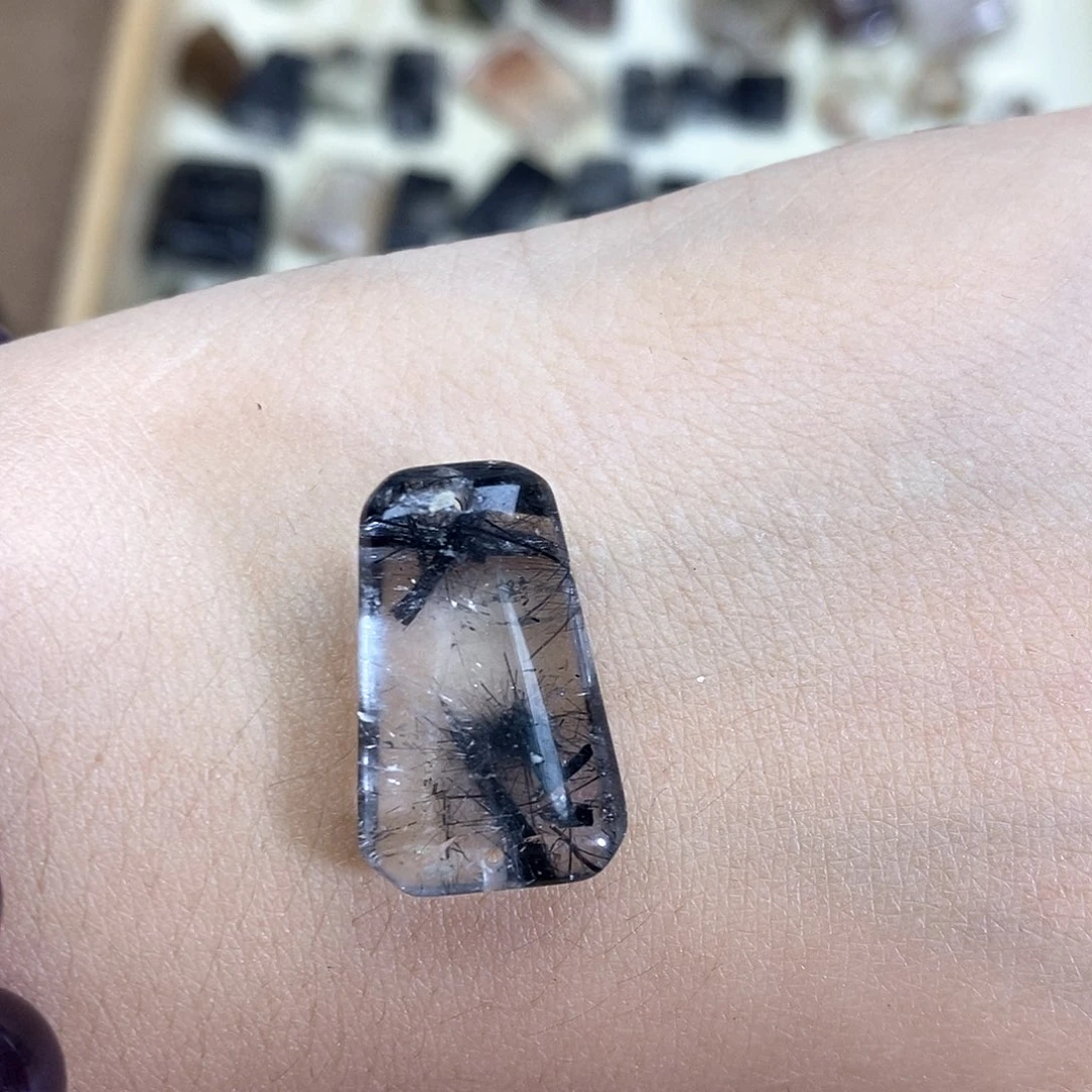 颈饰未镶嵌水晶·****玩水晶
