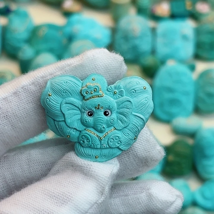 未镶嵌绿松石珠宝奇石