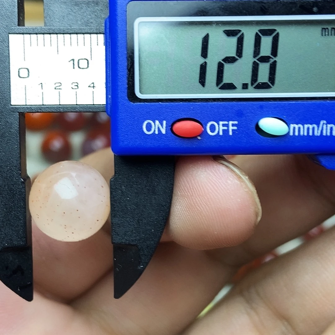 南红玛瑙未镶嵌南红玛瑙有瑕疵